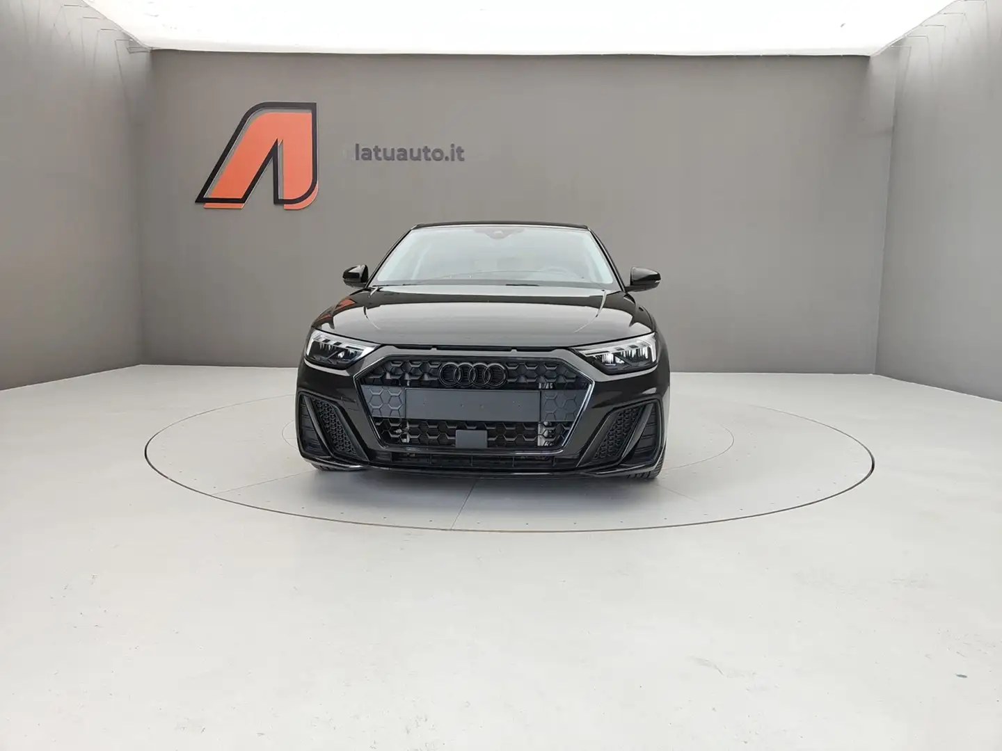Audi A1 30 TFSI 116CV S IDENTITY BLACK Černá - 2