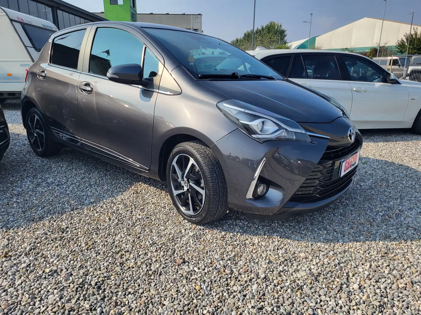 Toyota Yaris 5p 1.0 Lounge - 2