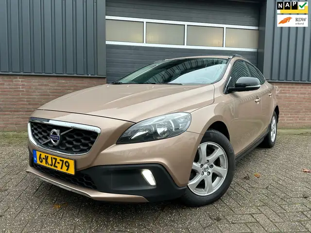 Volvo V40 Cross Country 1.6 T4 Momentum Achteruitrijcamera / PDC achter /