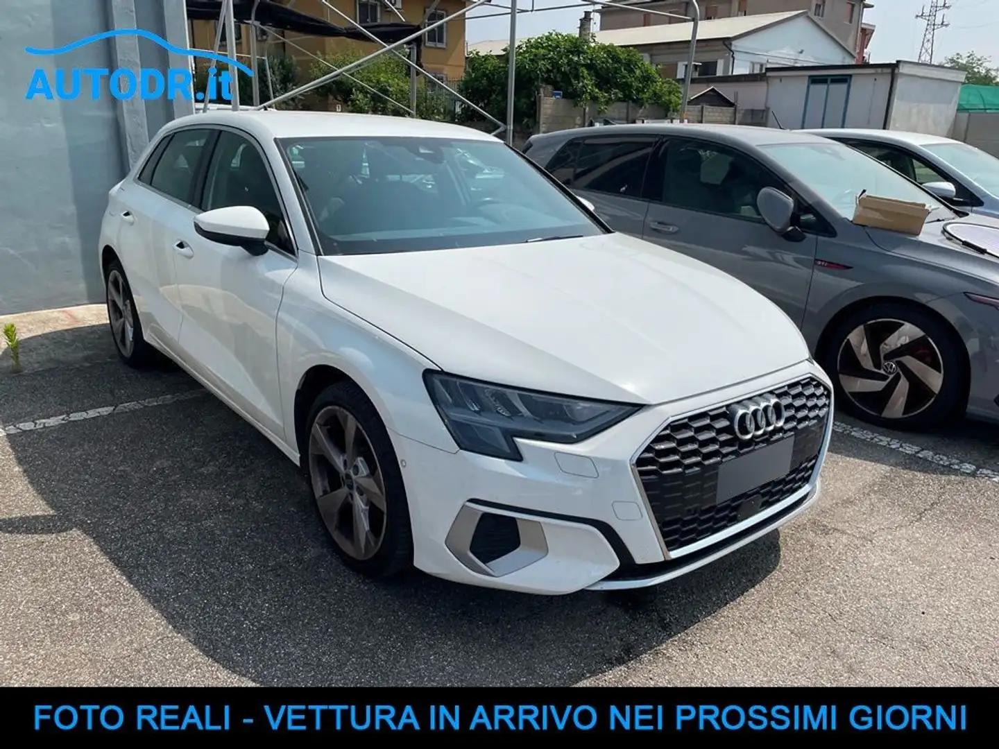 Audi A3 SPB 30 G-Tron S-Tronic Advanced CERCHI 18, NAVI Bianco - 2