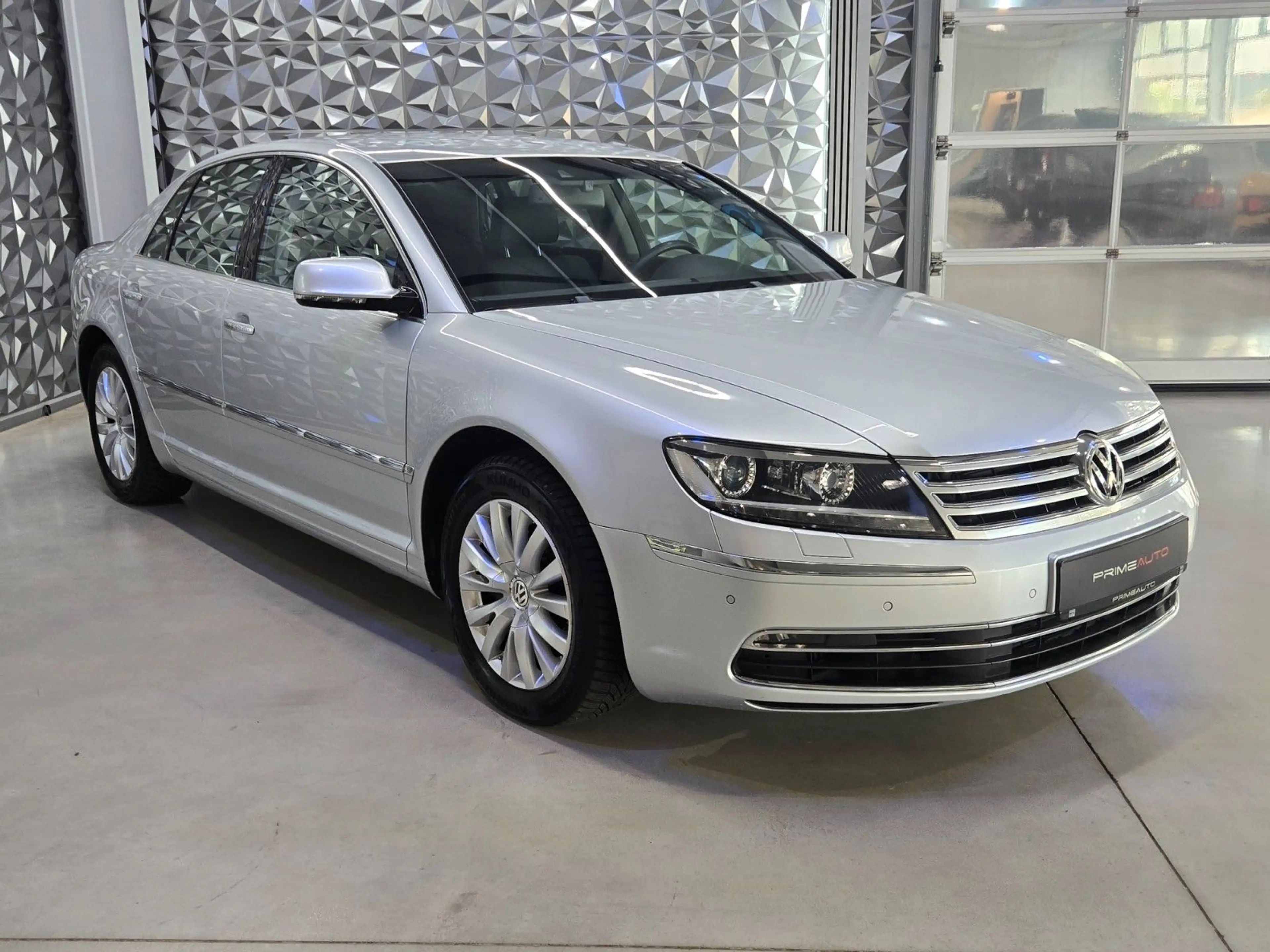Volkswagen Phaeton V6 TDI 5-Sitzer 4Motion — photo 3