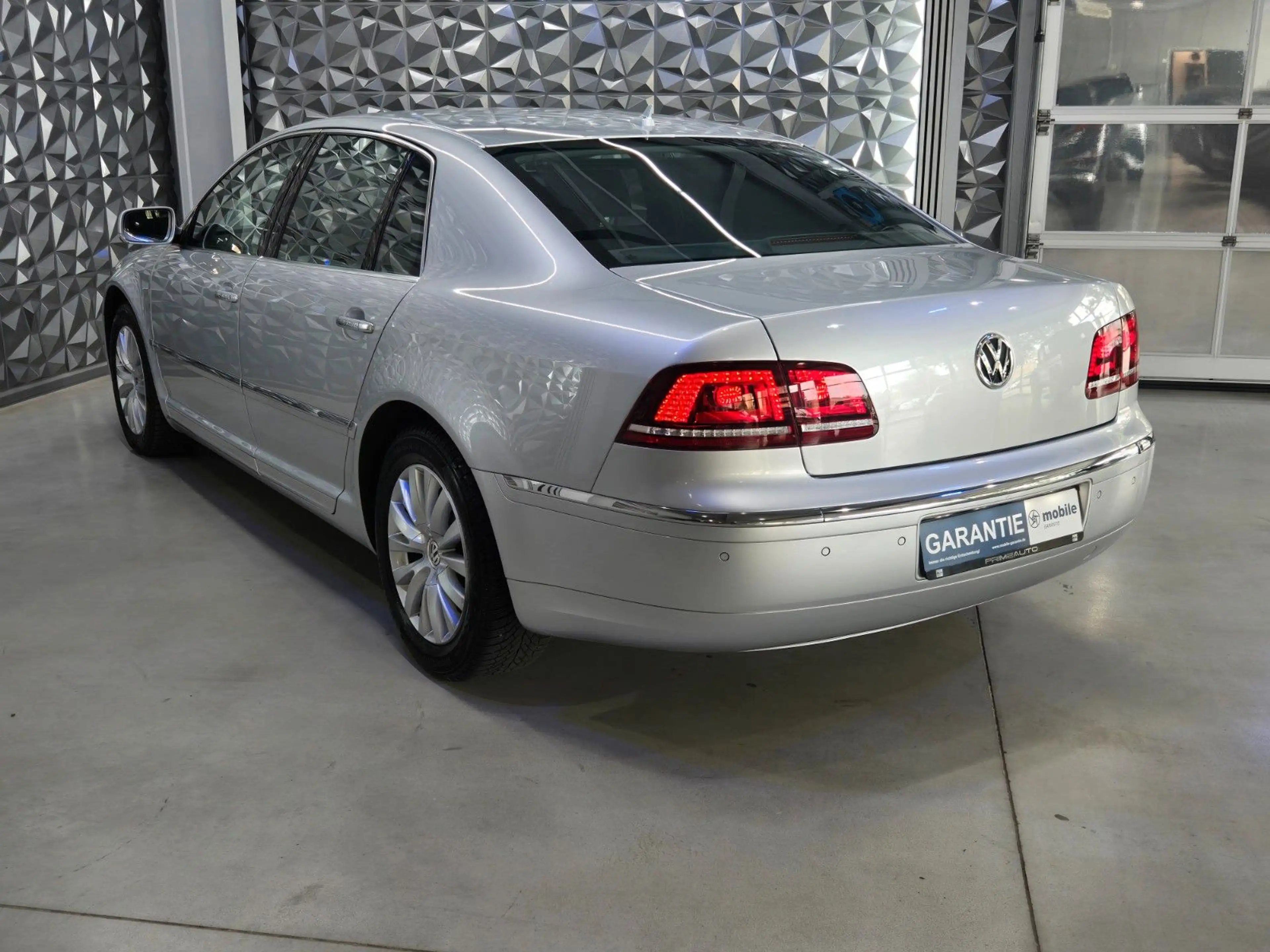 Volkswagen Phaeton V6 TDI 5-Sitzer 4Motion — photo 7