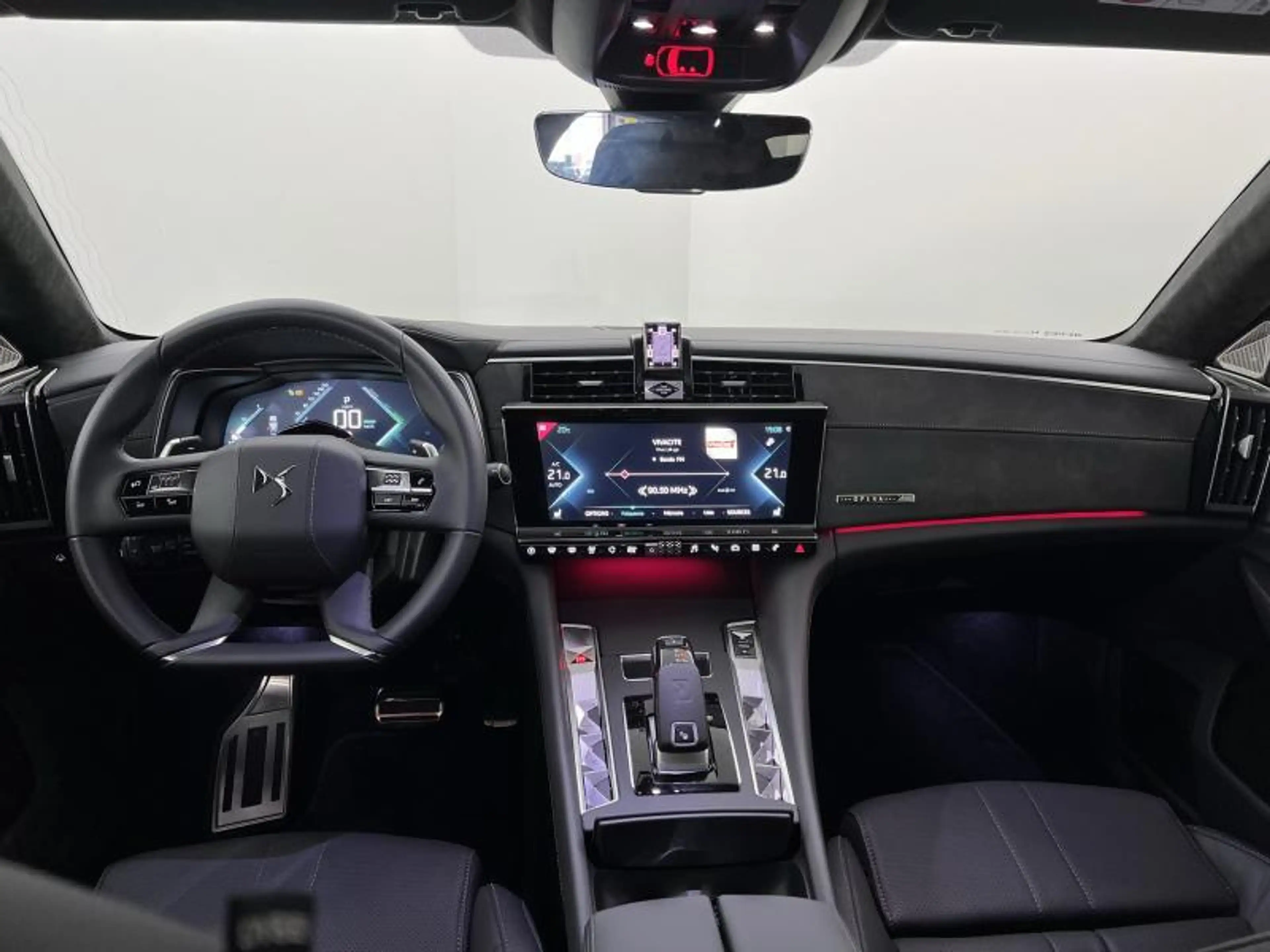 DS Automobiles DS 9 E-TENSE 360 RIVOLI + — photo 11