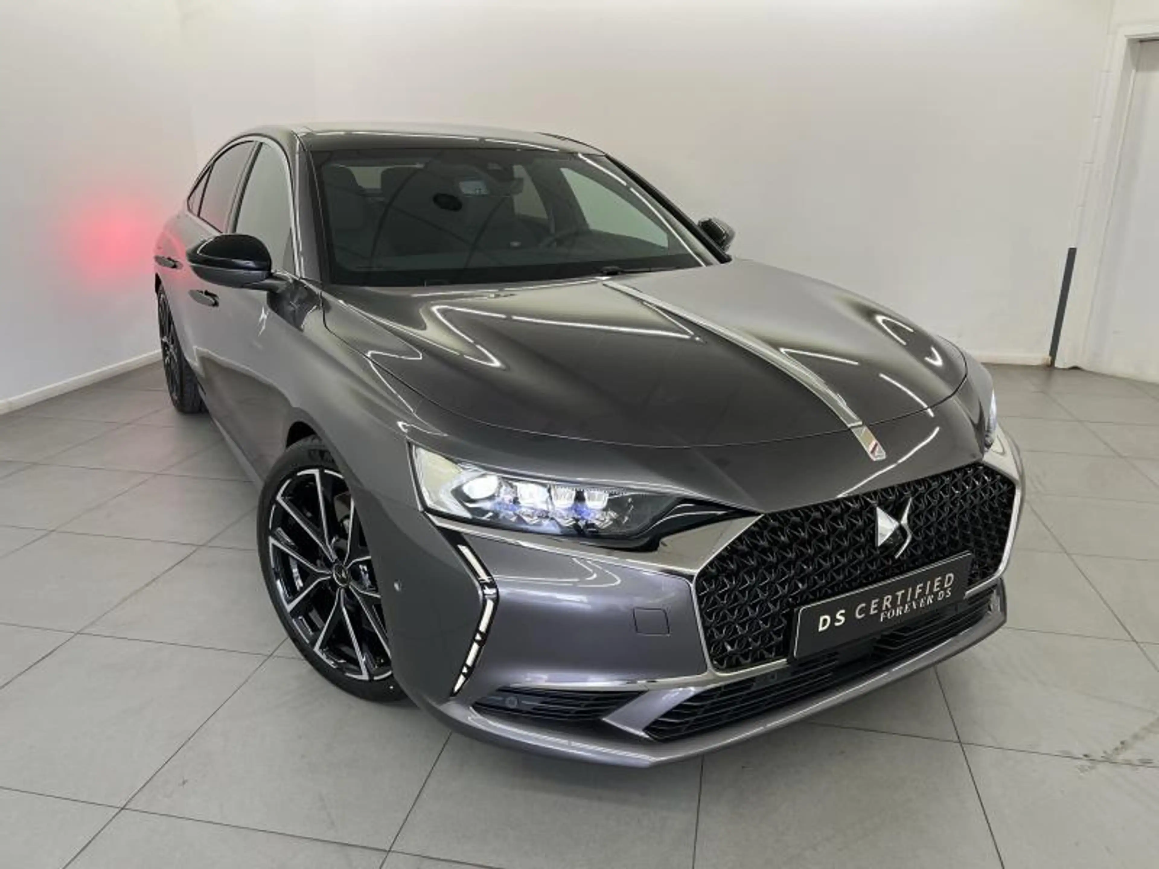 DS Automobiles DS 9 E-TENSE 360 RIVOLI + — photo 6