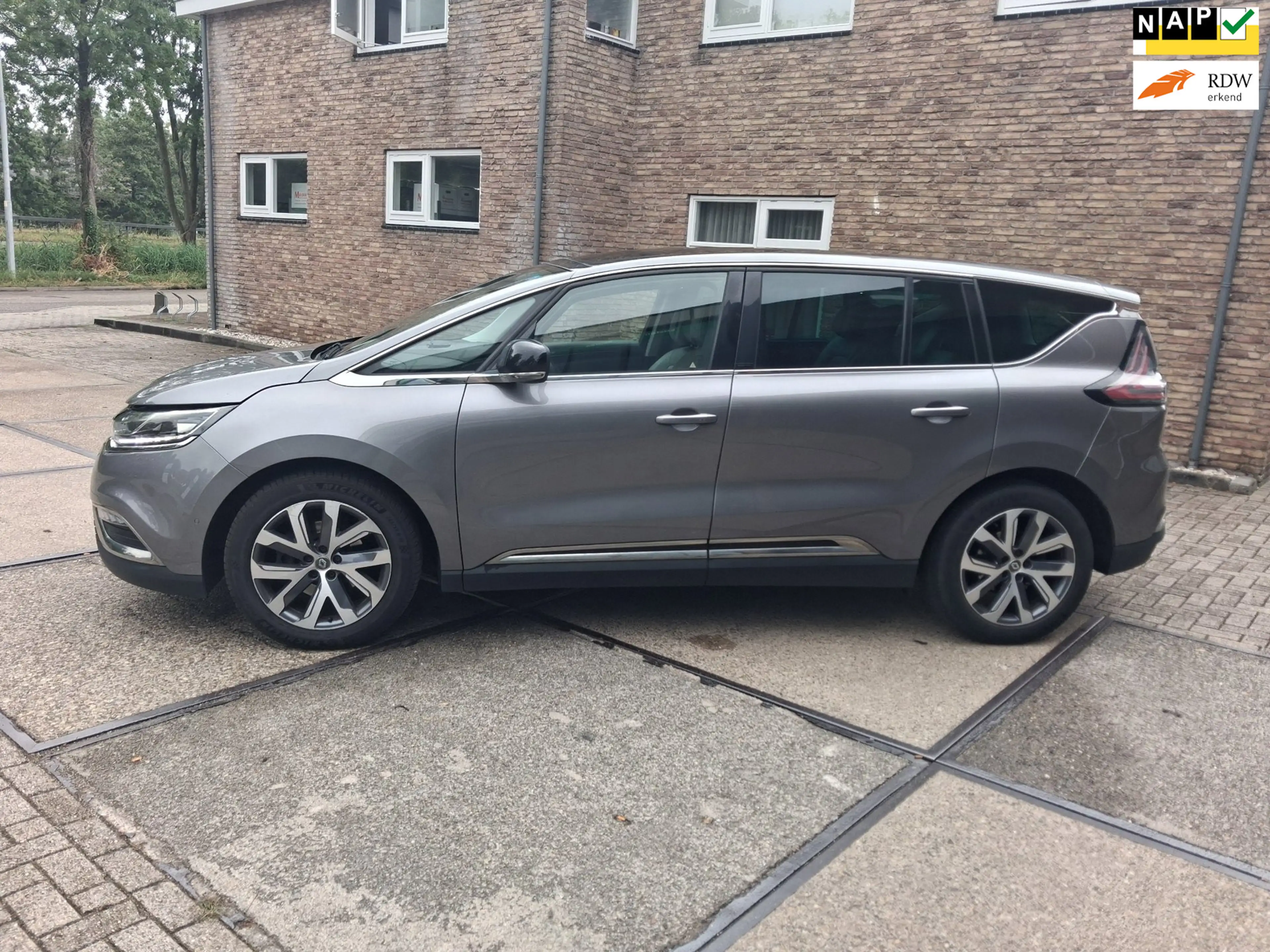 Renault Espace 1.6 TCe Initiale Paris 7-persoons/panoramadak/lede