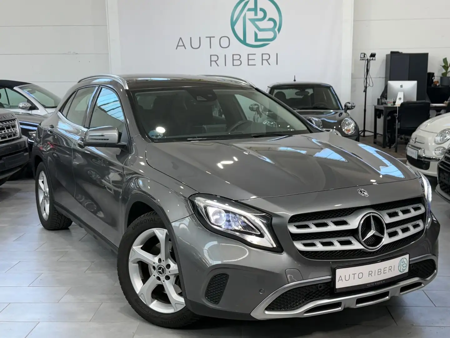 Mercedes-Benz GLA 220 4Matic*Urban*Shz*Navi*Temp*LED Gri - 1