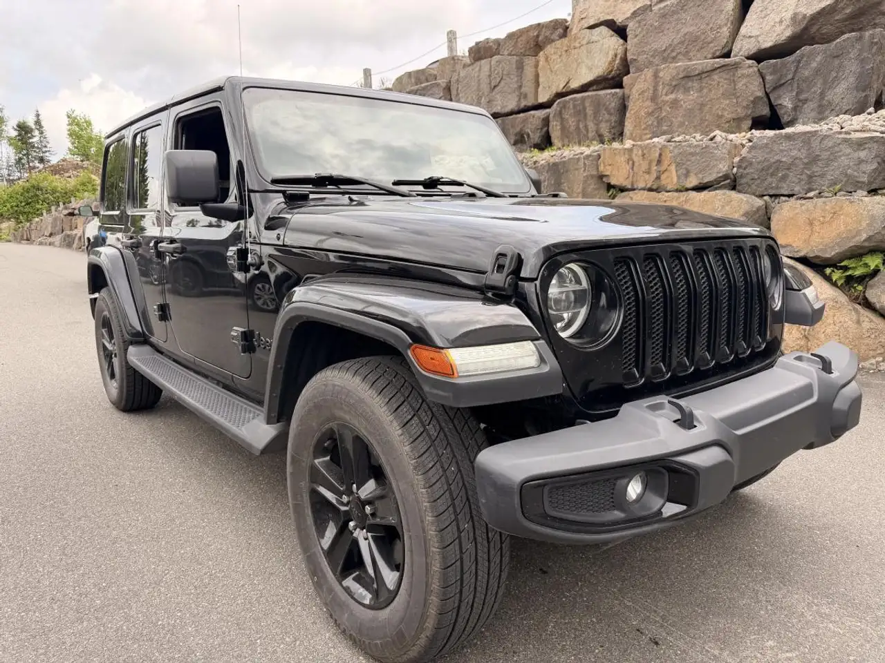 Jeep Wrangler снимка Jeep Wrangler