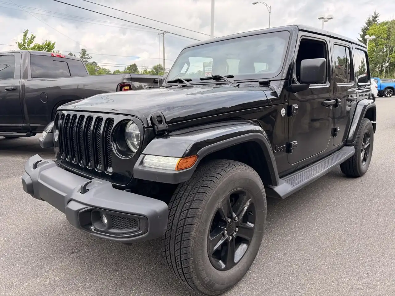 Jeep Wrangler снимка Jeep Wrangler
