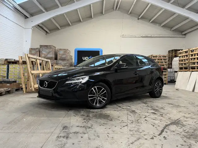 Volvo V40 V40 2.0 T2 Momentum LED / CC / NAVI / GARANTIE
