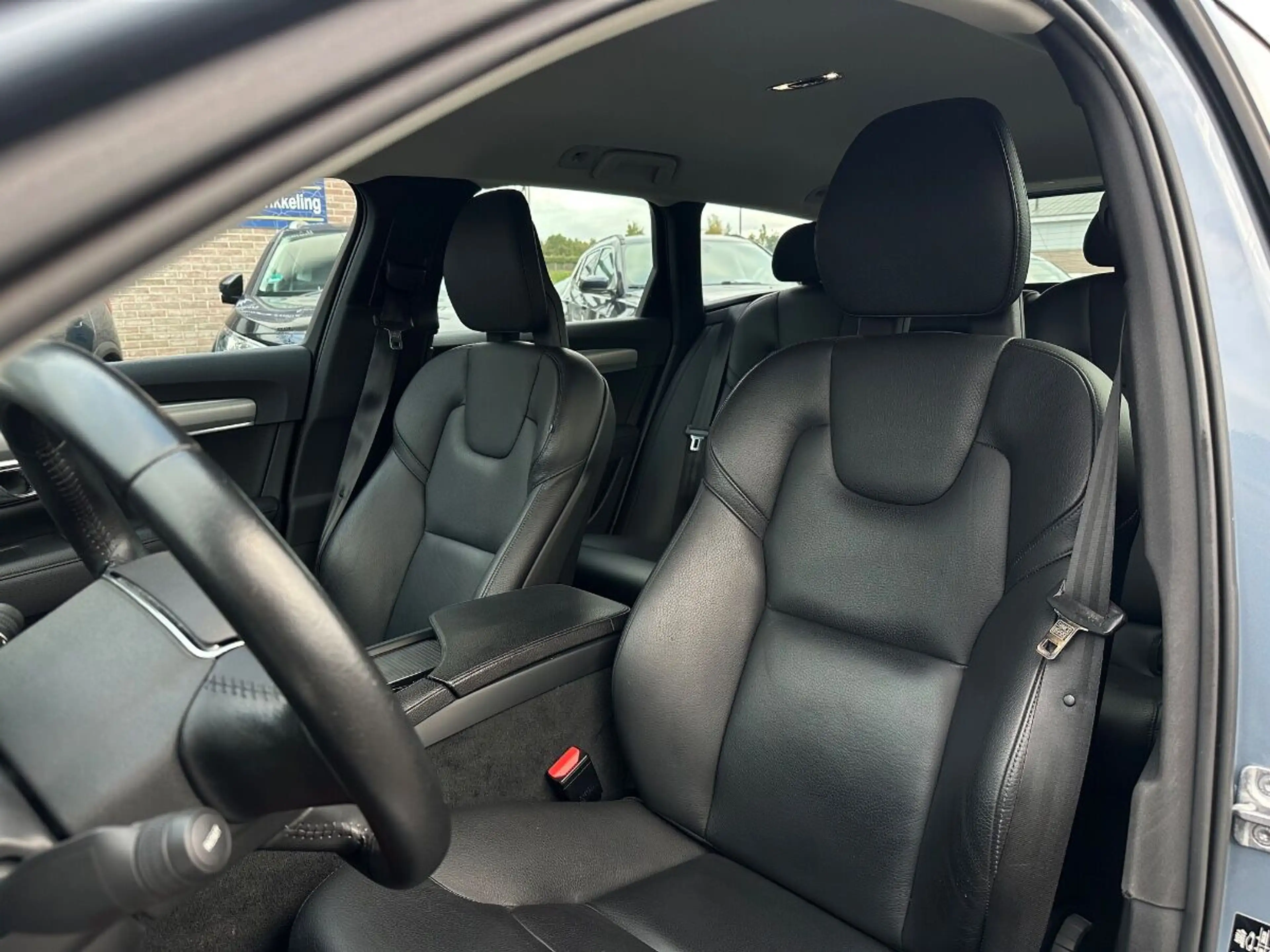 Volvo V90 2.0 T5 AUT Geartronic | Momentum | Leer | Navi — photo 11