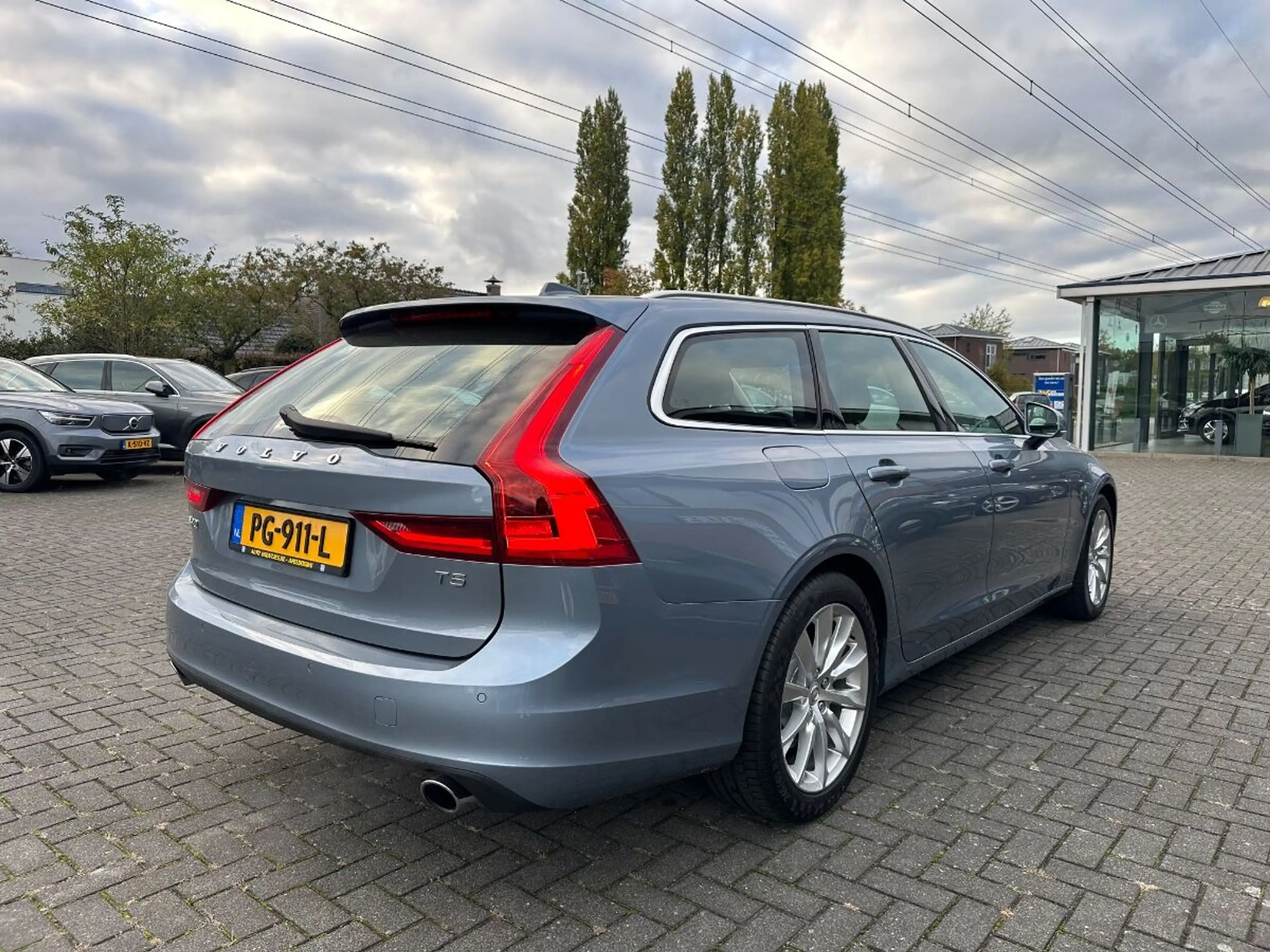 Volvo V90 2.0 T5 AUT Geartronic | Momentum | Leer | Navi — photo 2