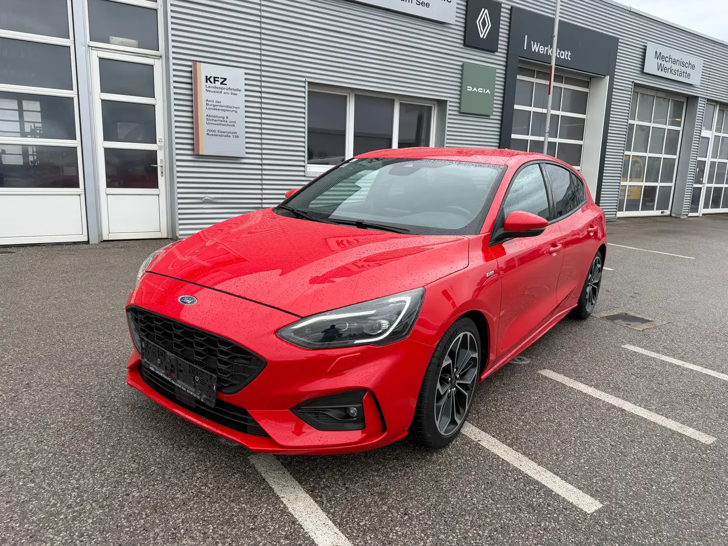 Ford Focus 1.5 EcoBlue ST-Line Rot - 1