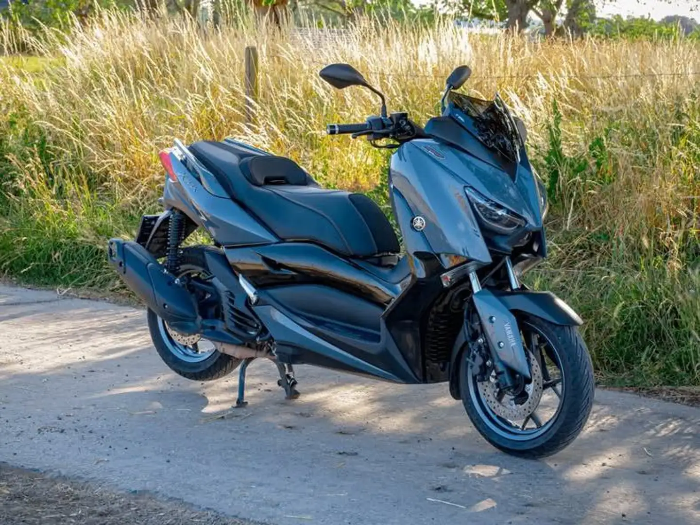 Yamaha X-Max 125 Tech Max Gris - 2