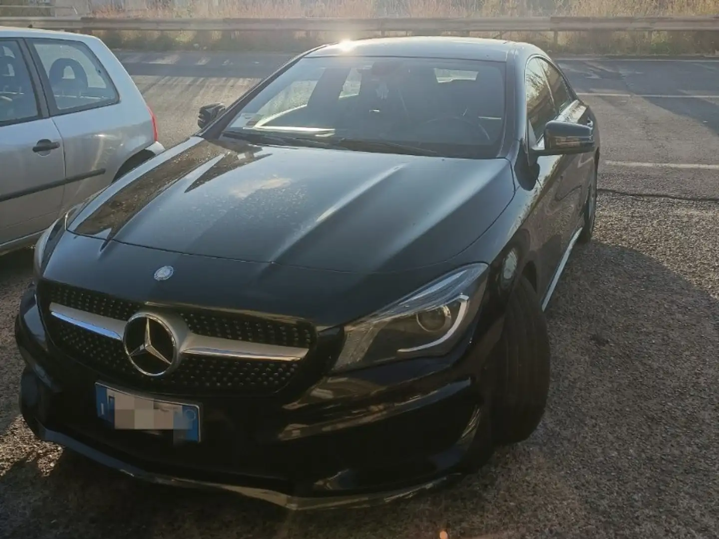 Mercedes-Benz CLA 220 Premium AMG - 1
