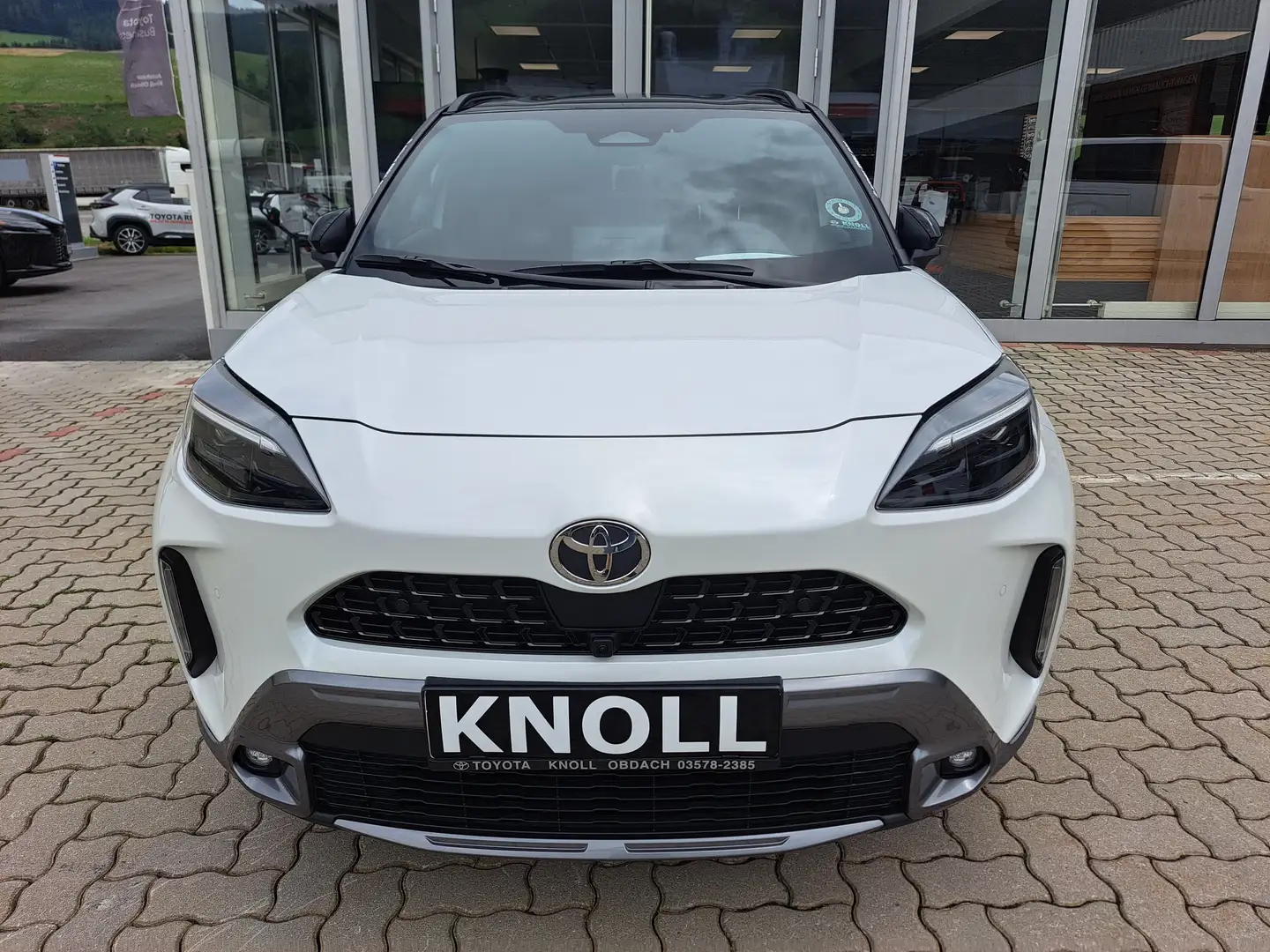 Toyota Yaris Cross Hybrid FWD Style Weiß - 2
