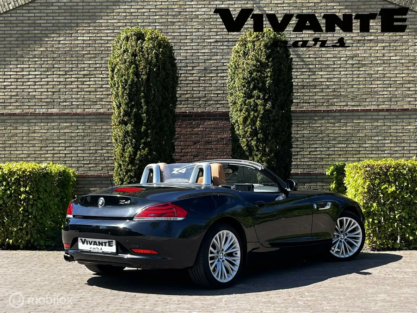 BMW Z4 Roadster sDrive18i Executive Leder*Cruise*Navi*Cli Чёрный - 2