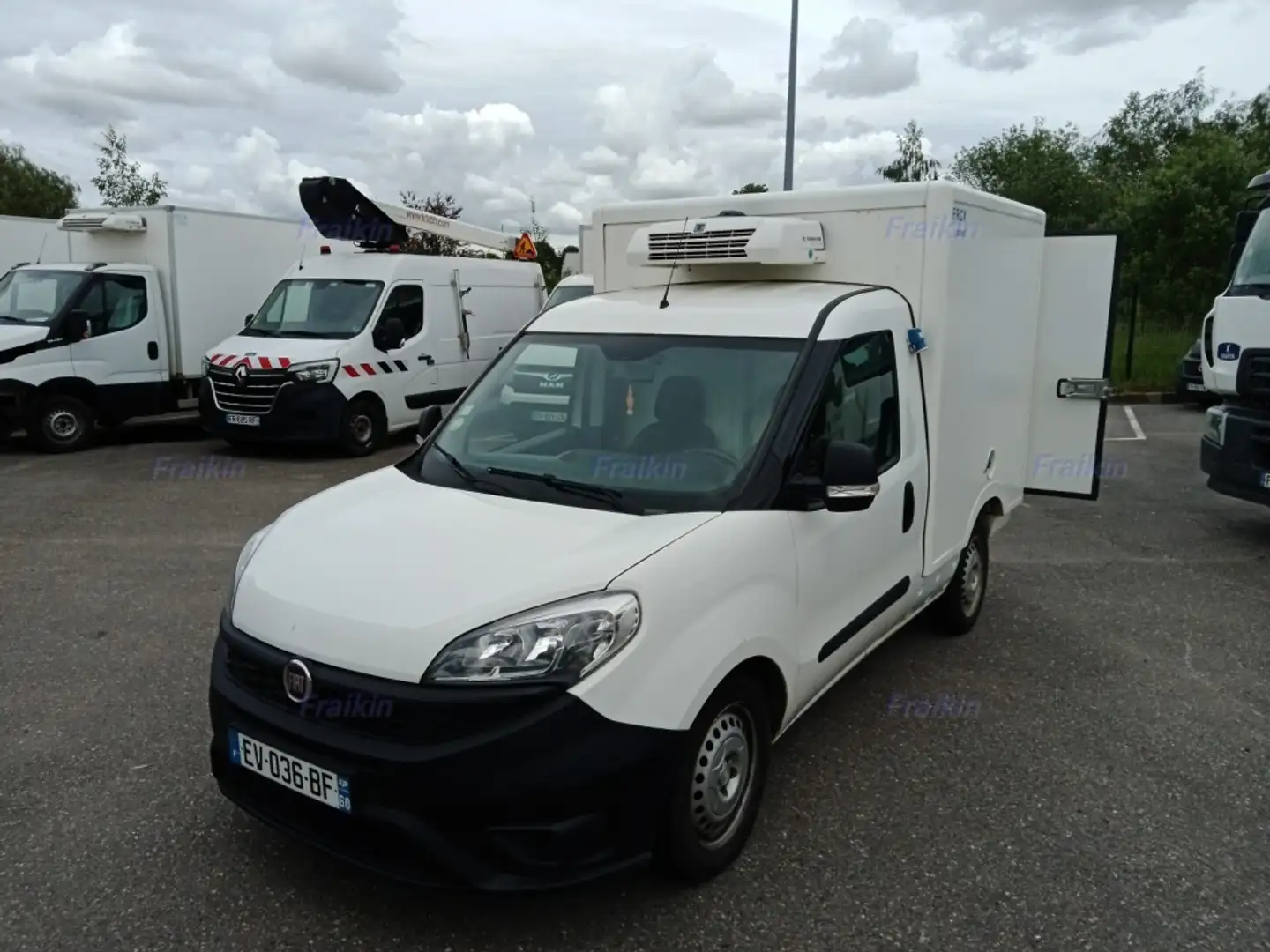 Fiat Dobló Cargo 1.6Mjt SX XL 78kW Blanco - 1