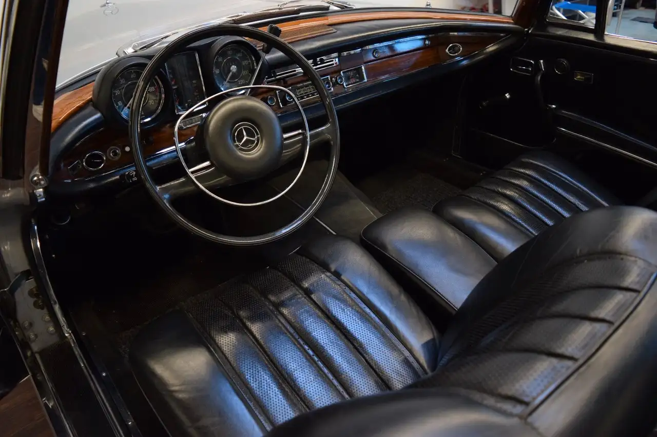 Mercedes-Benz 280 SE W111 Cabrio (Originalzustand), foto 9