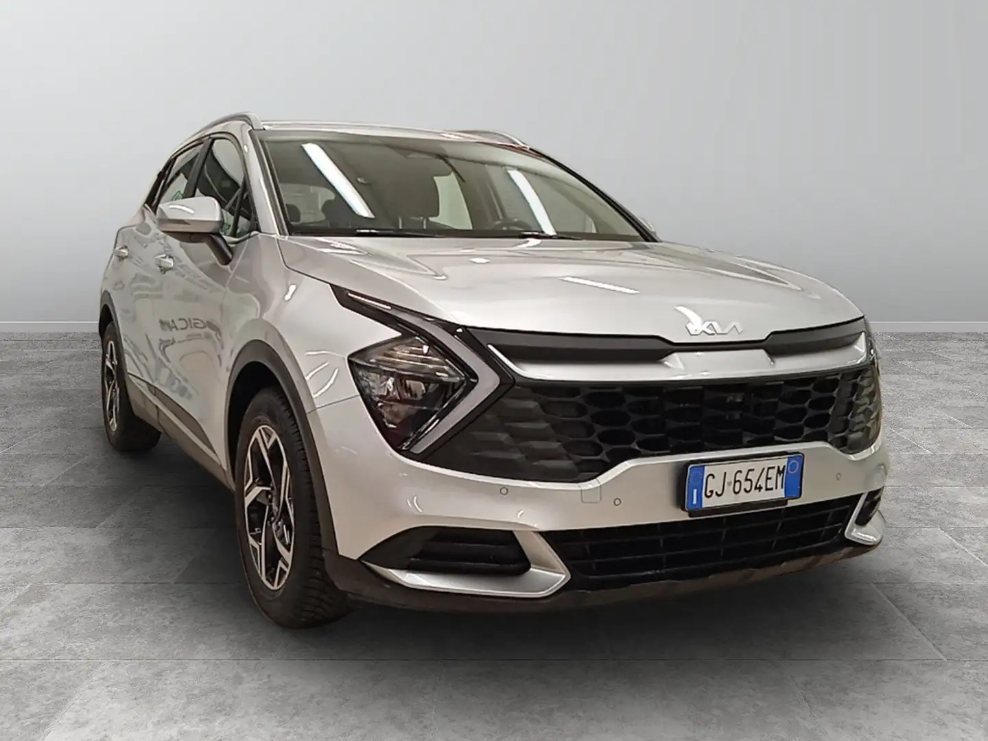 Kia Sportage 1.6 T-GDi MHEV Business Silber - 1