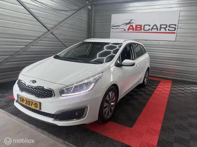 Kia Ceed SW / cee'd SW Sportswagon 1.0 T-GDi ComfortPlusLine Navigator