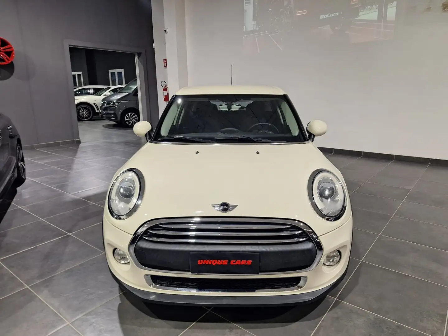 MINI One D Mini IV F55-F56 2015 1.5 Business XL 5p Bej - 2
