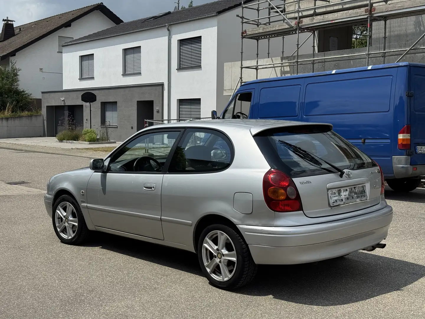Toyota Corolla 1.6 linea sol, Klima A/C, TÜV 03/26, Rentner Srebrny - 2