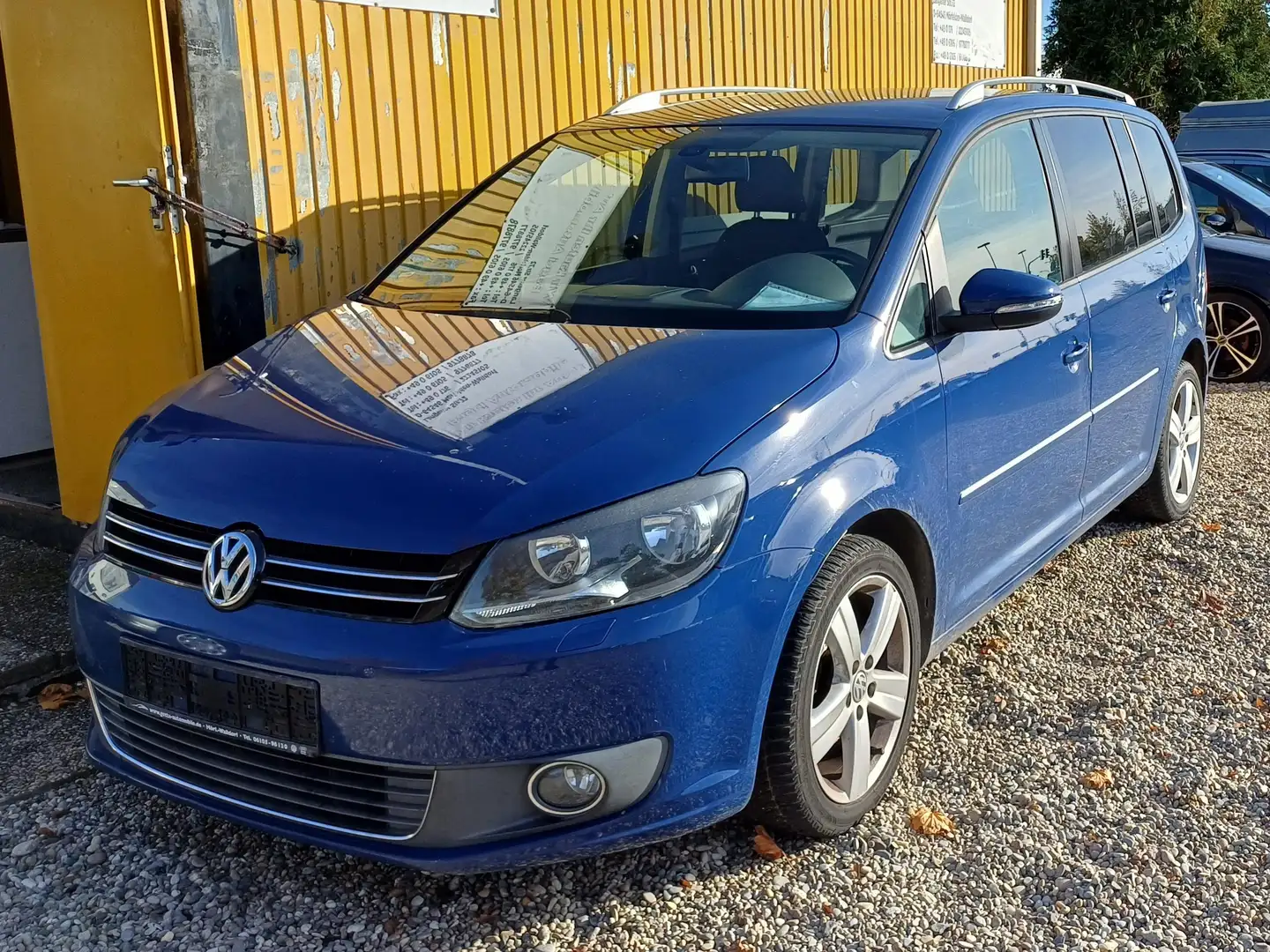 Volkswagen Touran Highline Blau - 1
