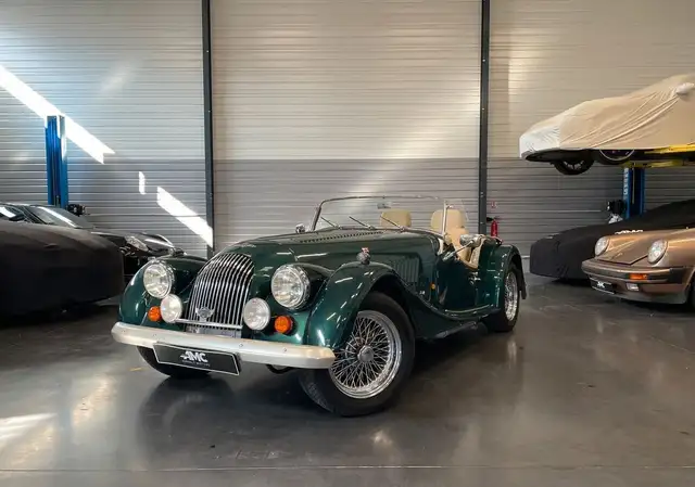 Morgan Plus 4 2.0L – 136 cv Vert Anglais Révision à jour