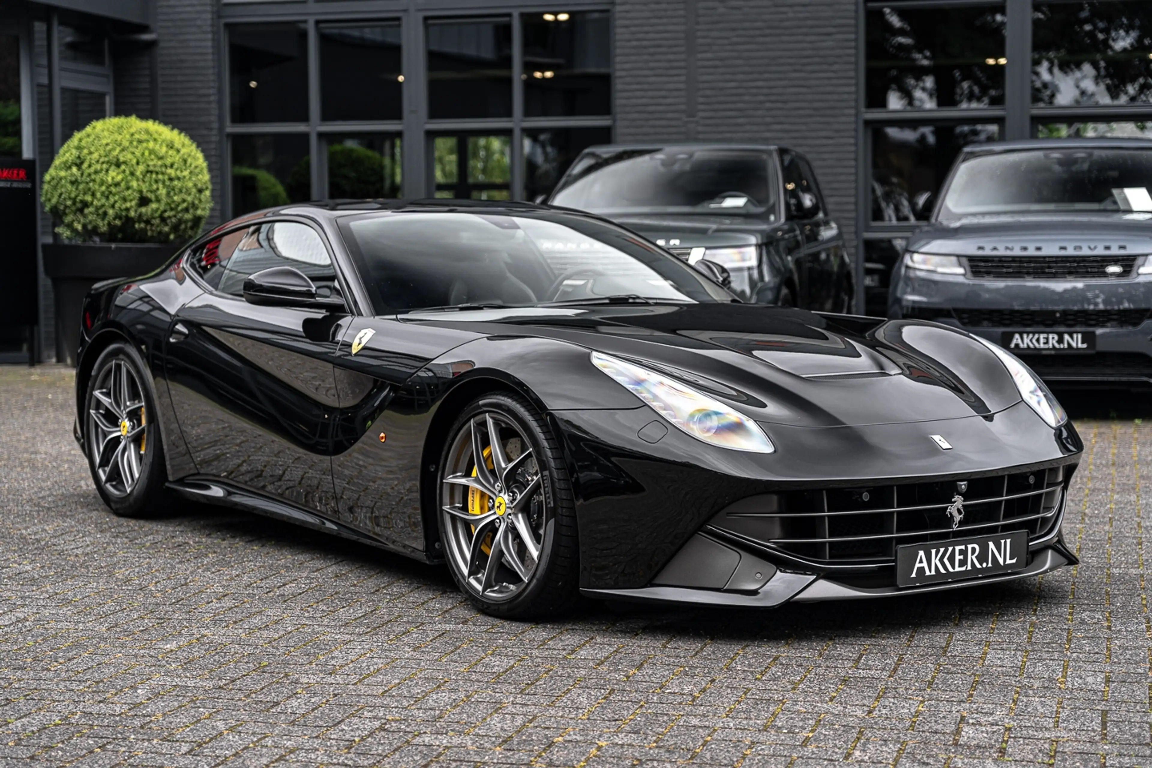 Ferrari F12 Berlinetta | Liftsysteem | Custom Audio | PPF | Da — photo 19