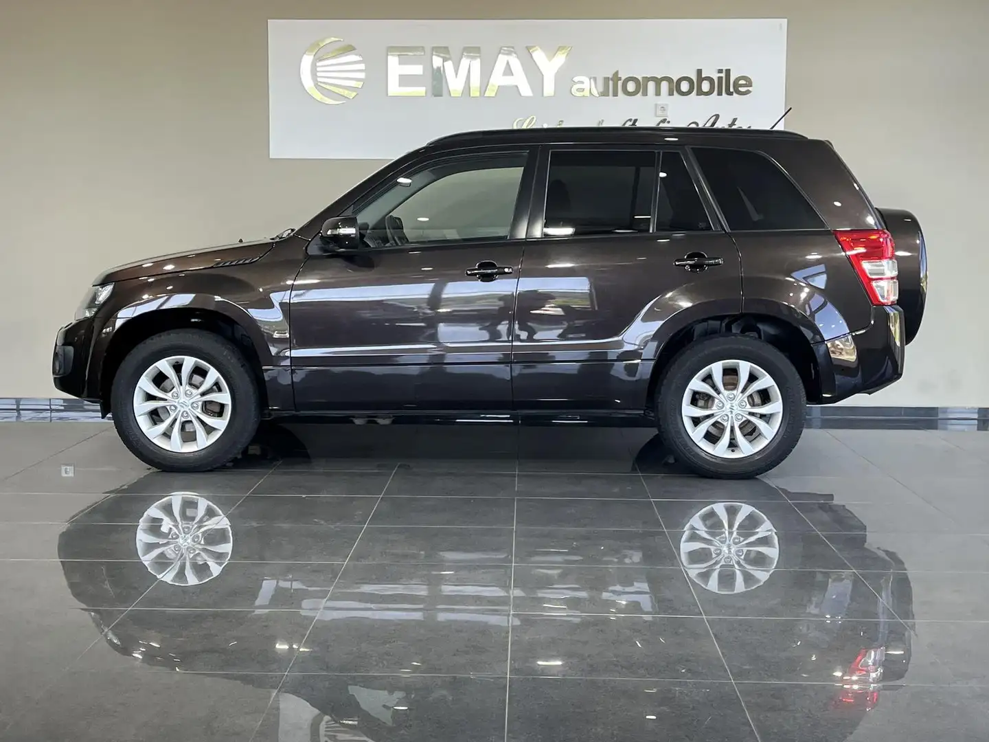 Suzuki Grand Vitara 2.4 VVT Comfort (5-trg.) Marrone - 1