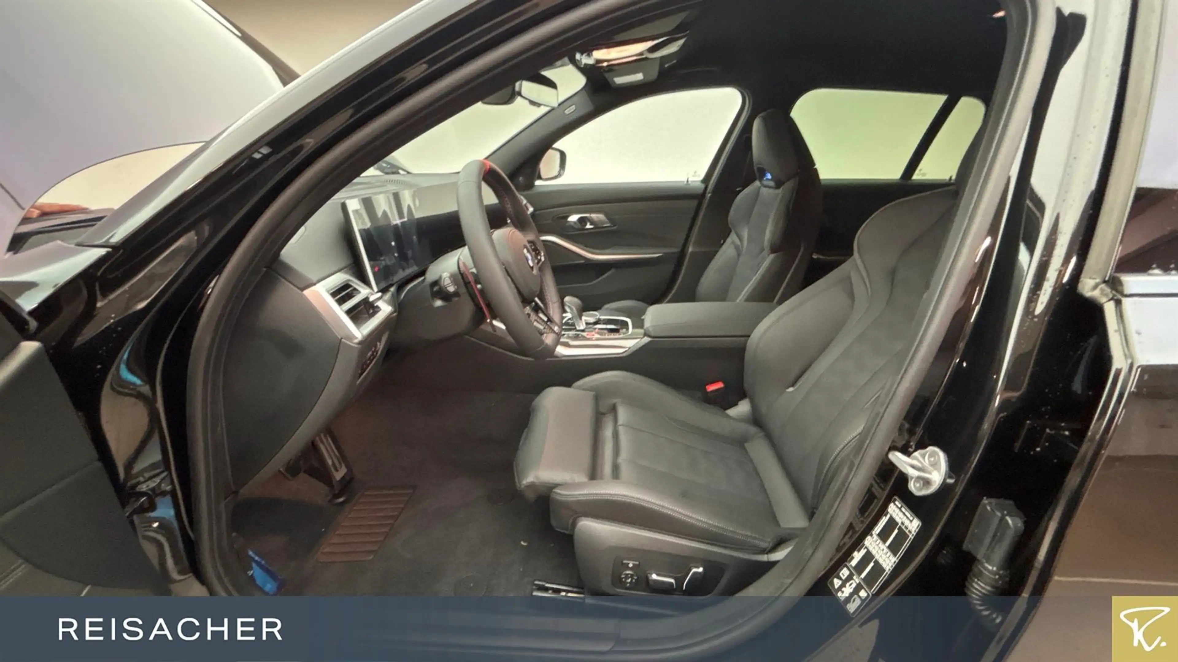BMW M3 Competition mit M xDrive Touring DAB Radio — photo 4