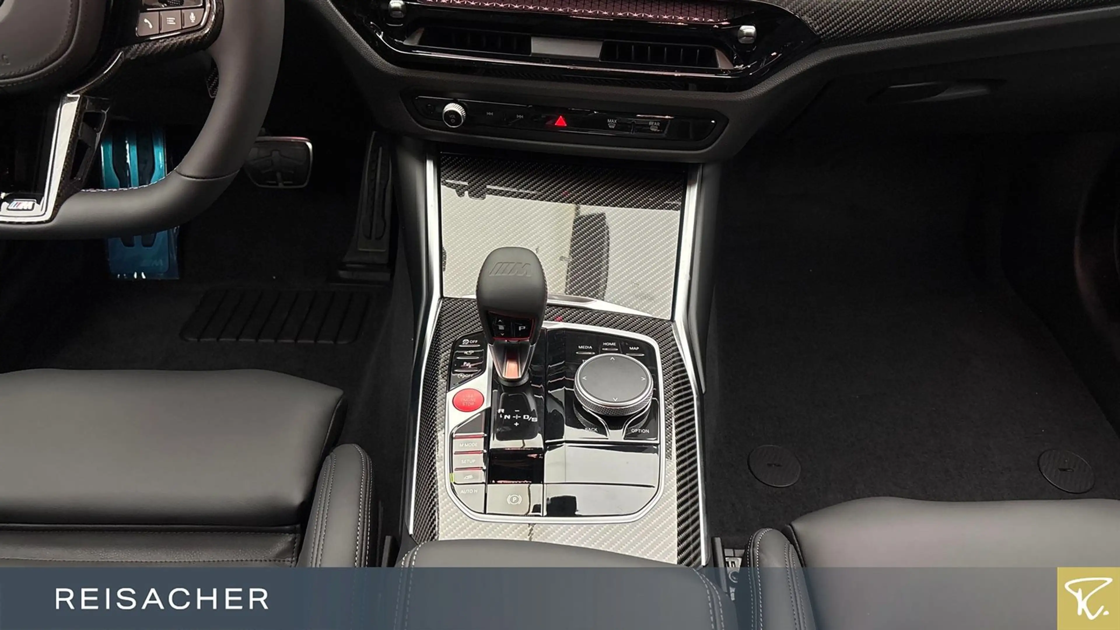 BMW M3 Competition mit M xDrive Touring DAB Radio — photo 11