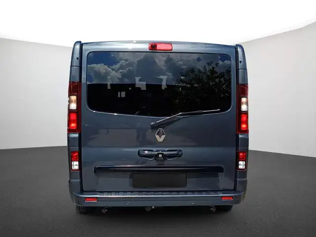 Renault Trafic view 4