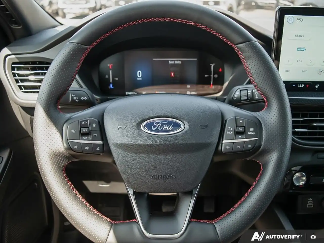 Ford Escape снимка Ford Escape