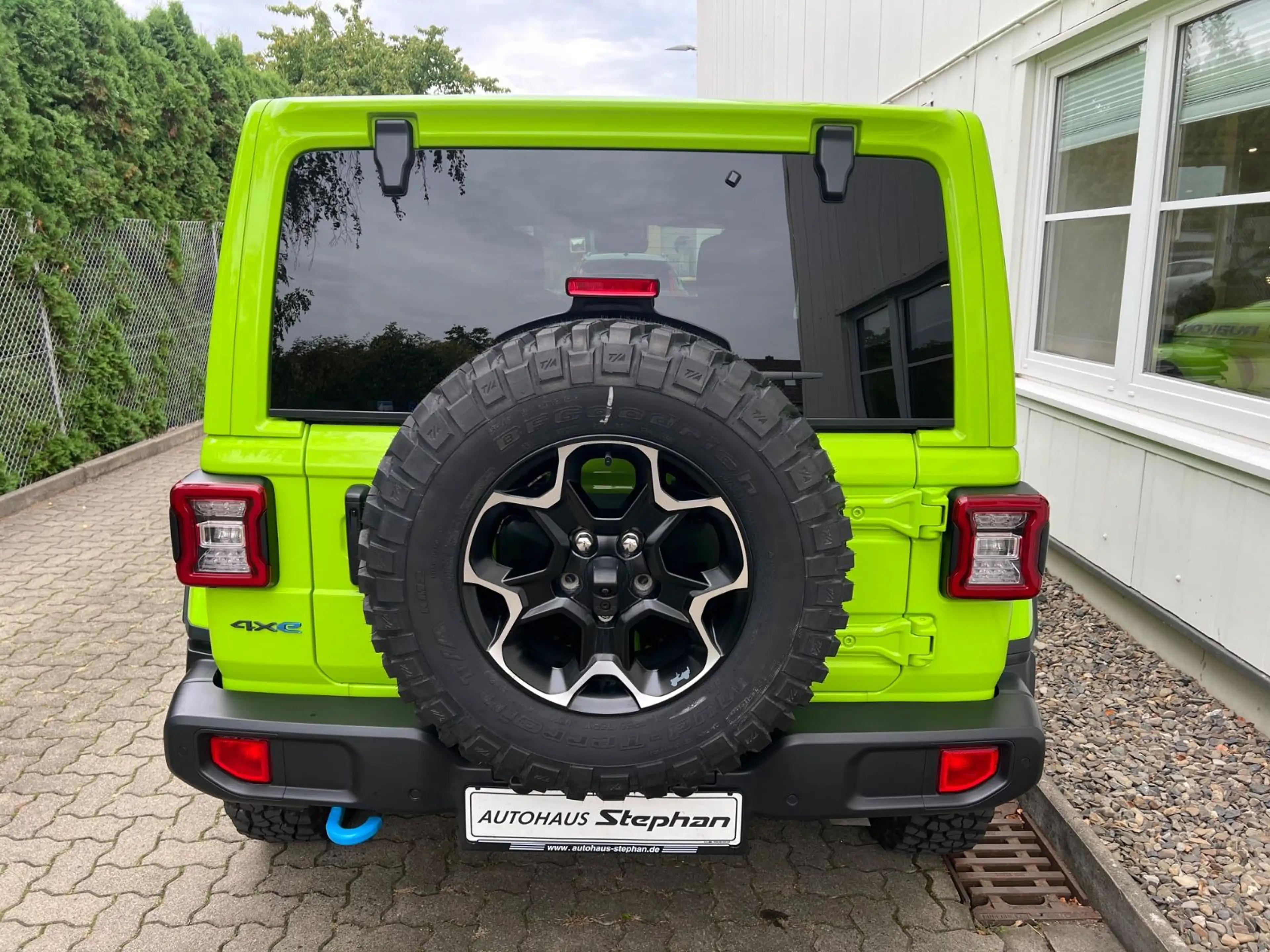 Jeep Wrangler Unlimited Plug-In Hybrid Rubicon — photo 6