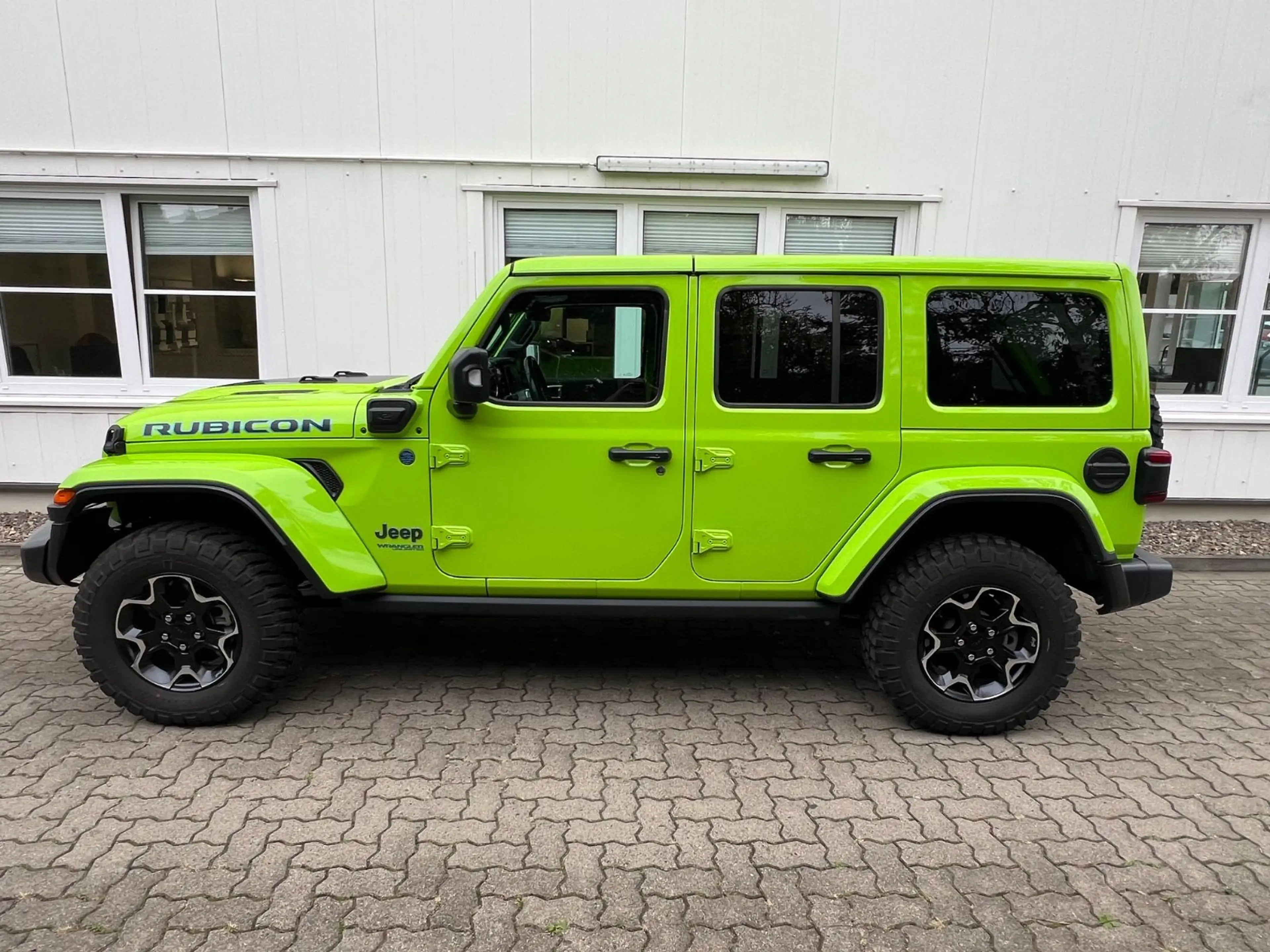 Jeep Wrangler Unlimited Plug-In Hybrid Rubicon — photo 4