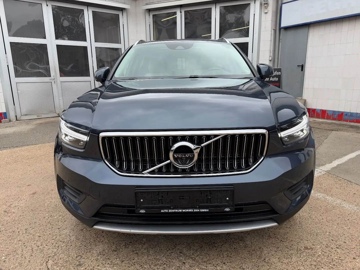 Volvo XC40 Inscription Recharge *1.Hand*Pano*ACC*H&K* Blau - 2