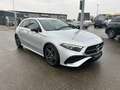 Mercedes-Benz A 200 d Kompaktlimousine AMG Line MBUX PTS Shz Zilver - thumbnail 4