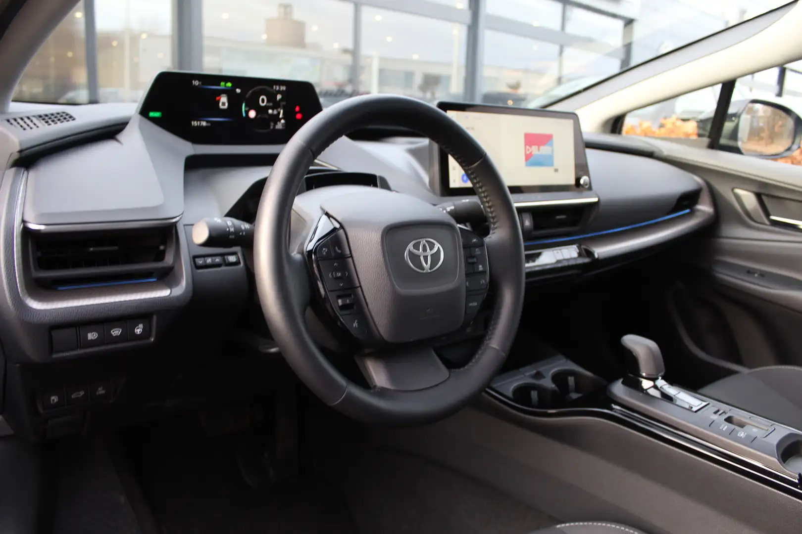 Toyota Prius 2.0 Plug-in Executive | Rijklaar | Pano | NL-auto Gris - 2