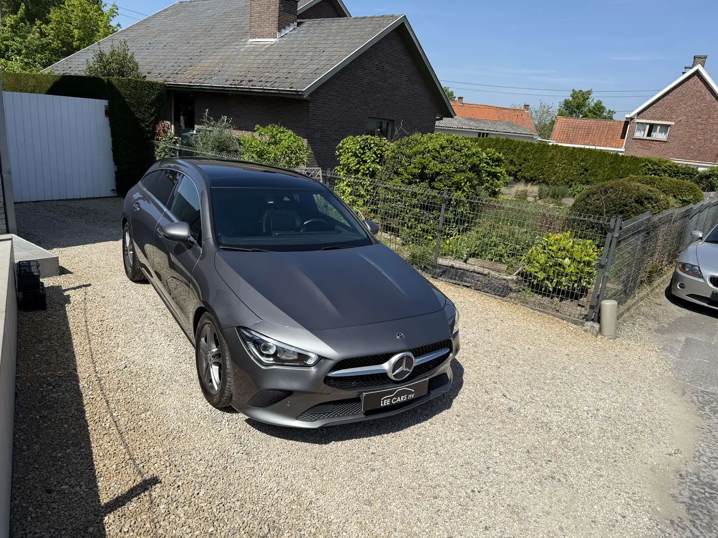Mercedes-Benz CLA 180 SB  PANOSCHUIFDAK,NAVI,CAMERA,ENZ,OVERNAME MOG. Grijs - 2