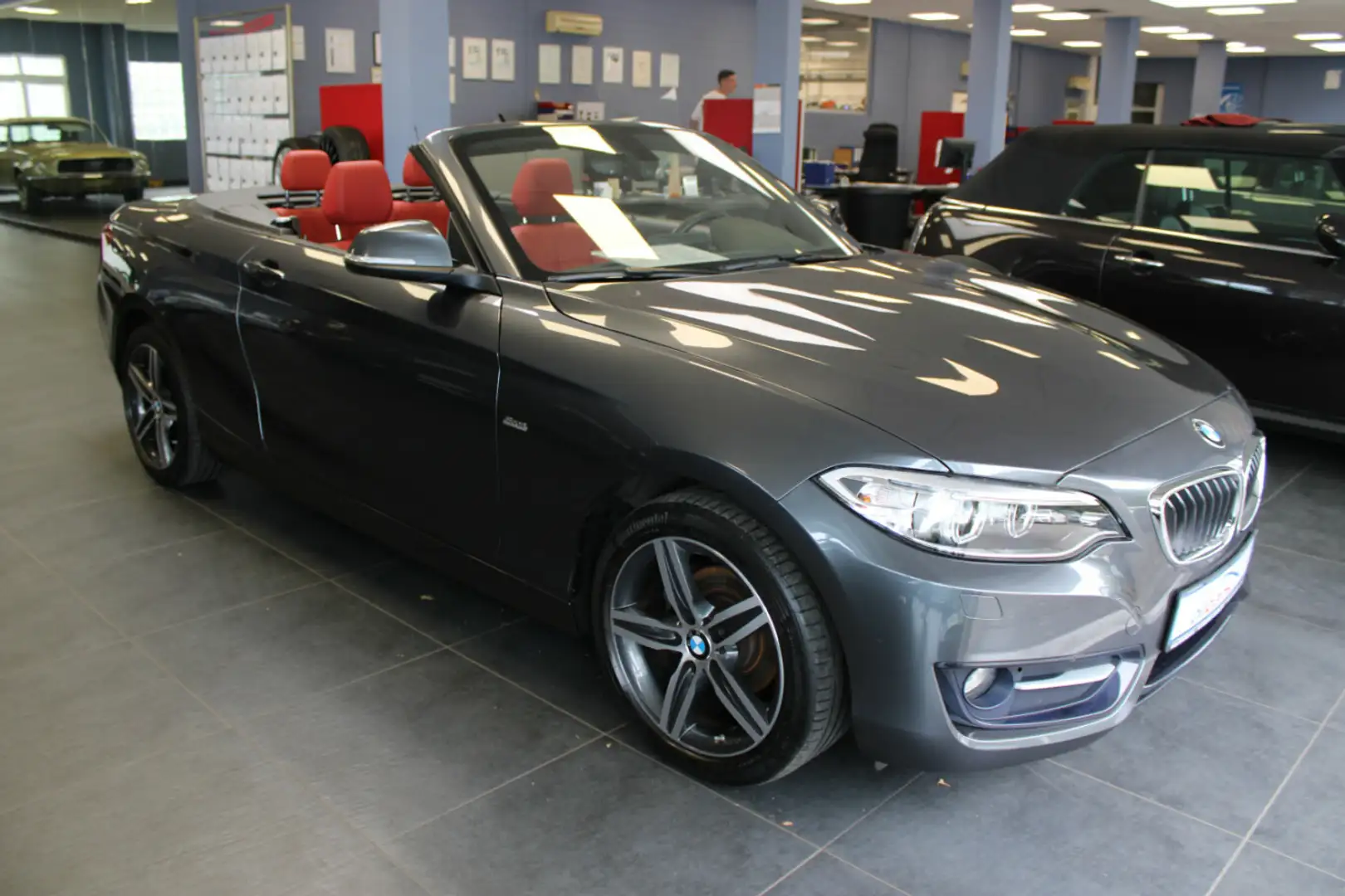 BMW 218 218i Cabrio Sport Line Grau - 1