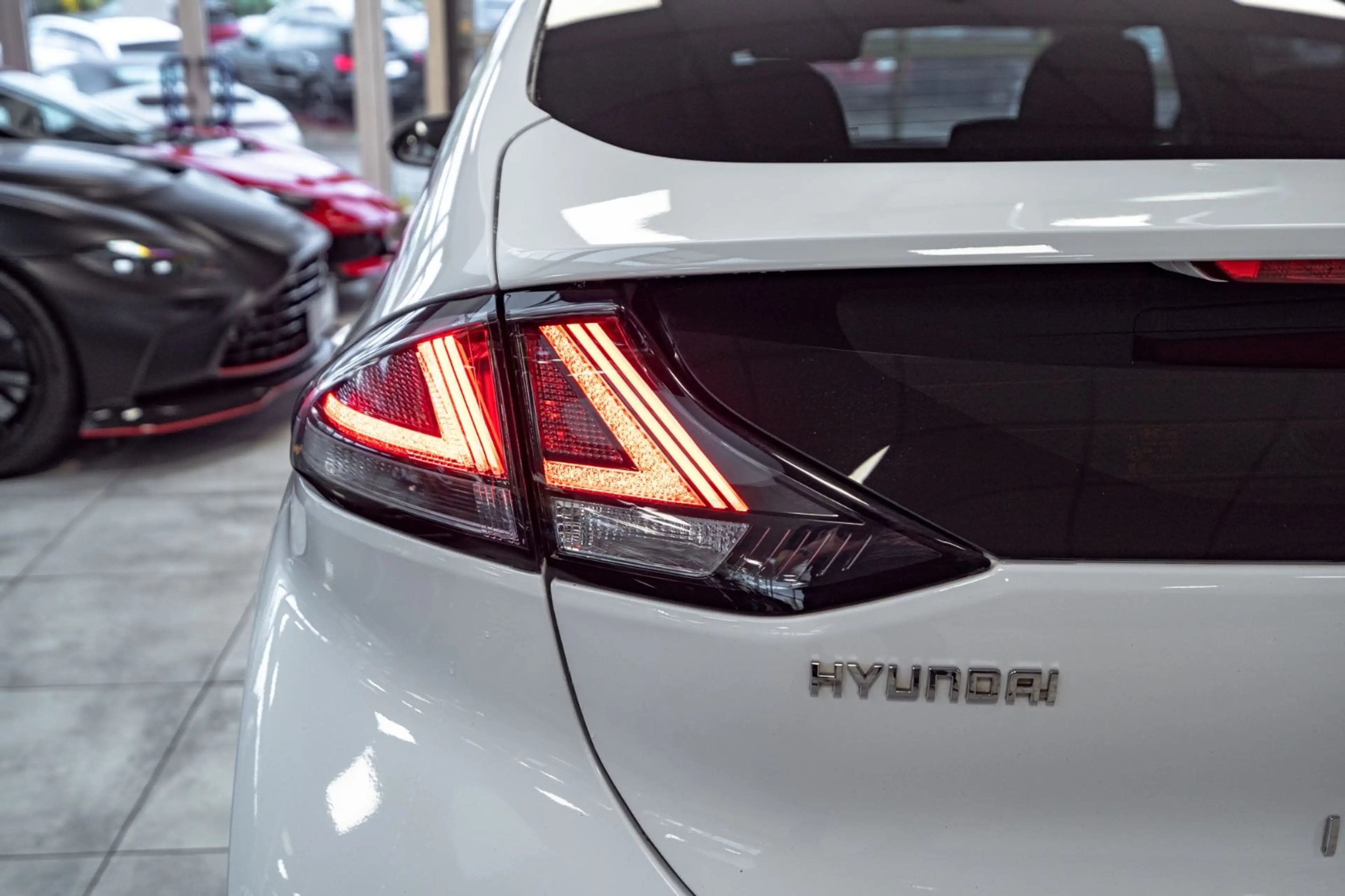 Hyundai IONIQ Ioniq Style Hybrid*CAM*SzHg*AMBIENTE*TOP* — photo 13