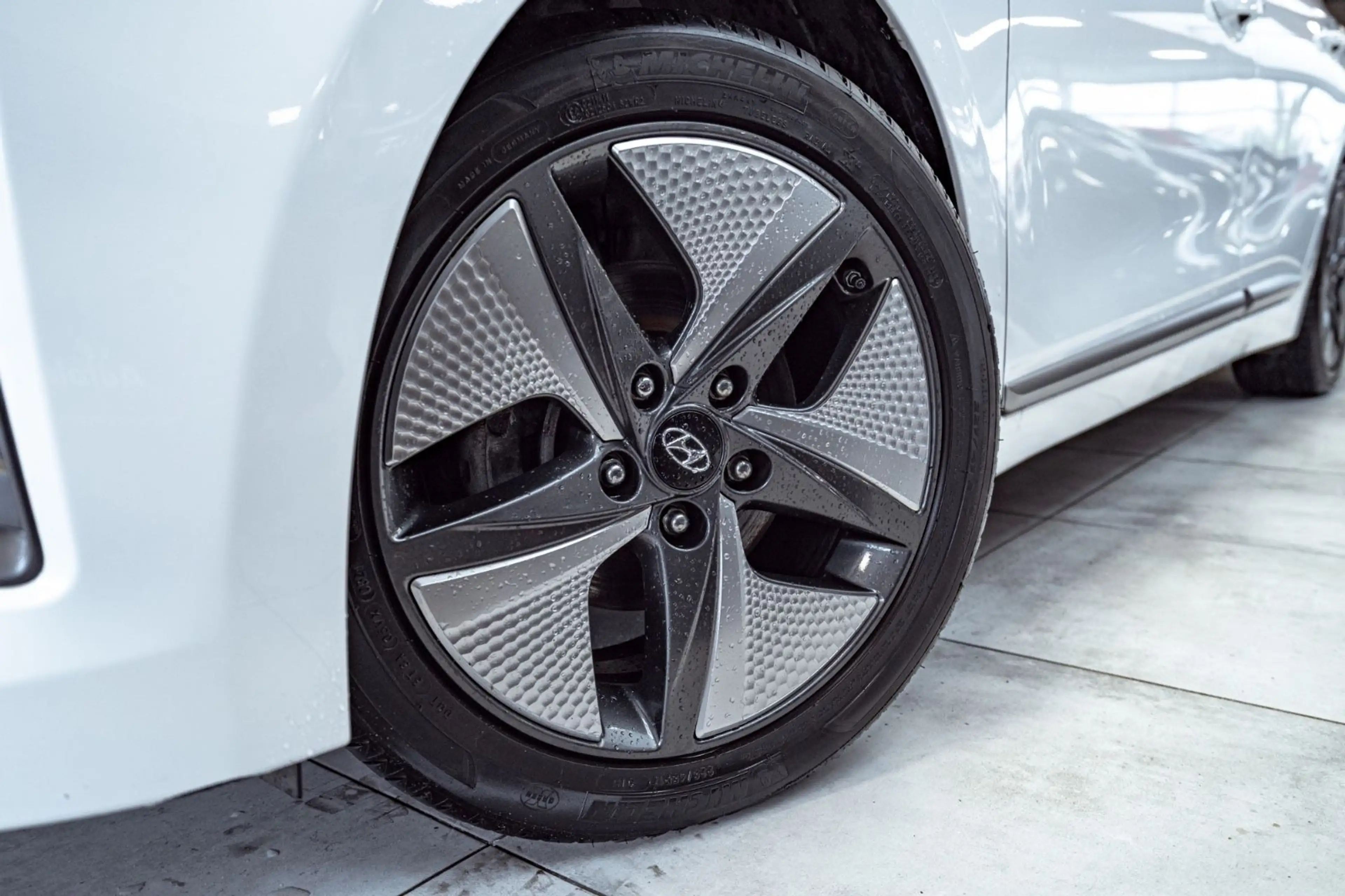 Hyundai IONIQ Ioniq Style Hybrid*CAM*SzHg*AMBIENTE*TOP* — photo 11