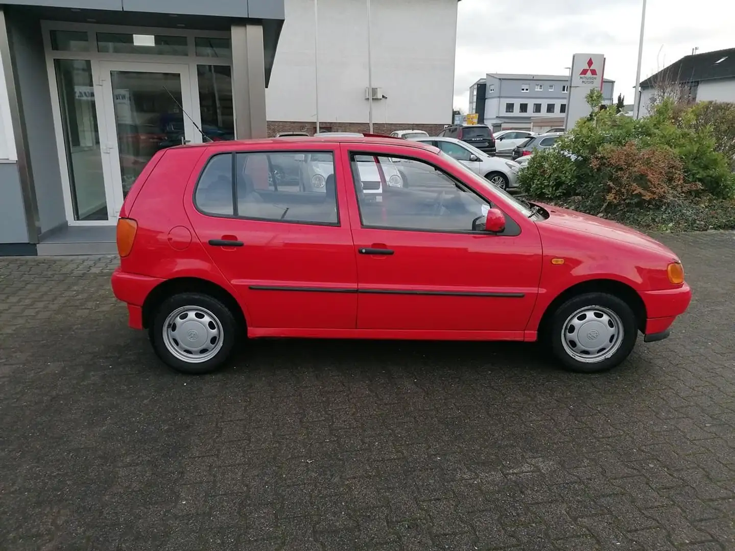 Volkswagen Polo Polo III 60 Servo Rouge - 2