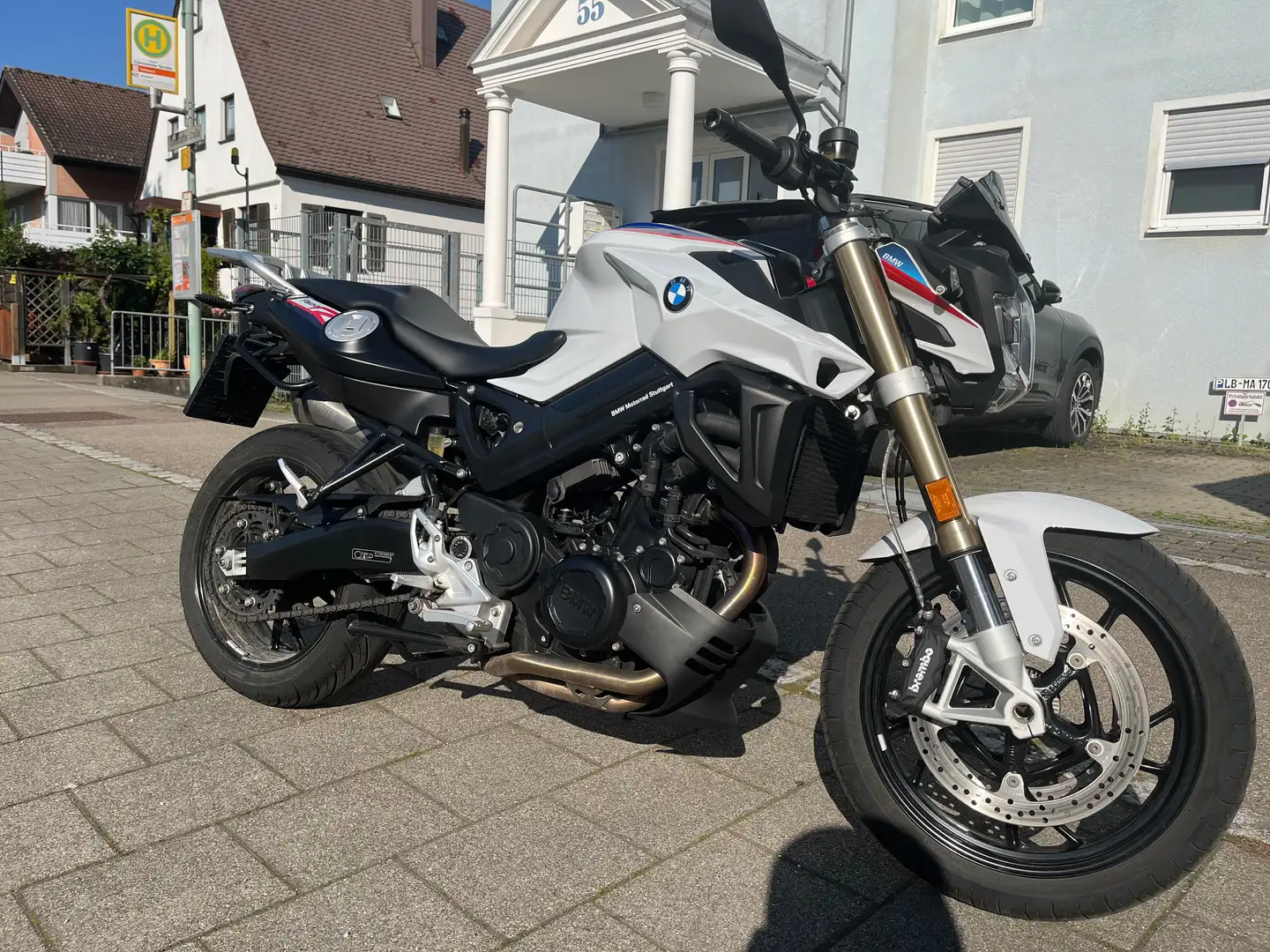 BMW F 800 R Lightwhite uni/Lupinblau metallic/Racingred Weiß - 2