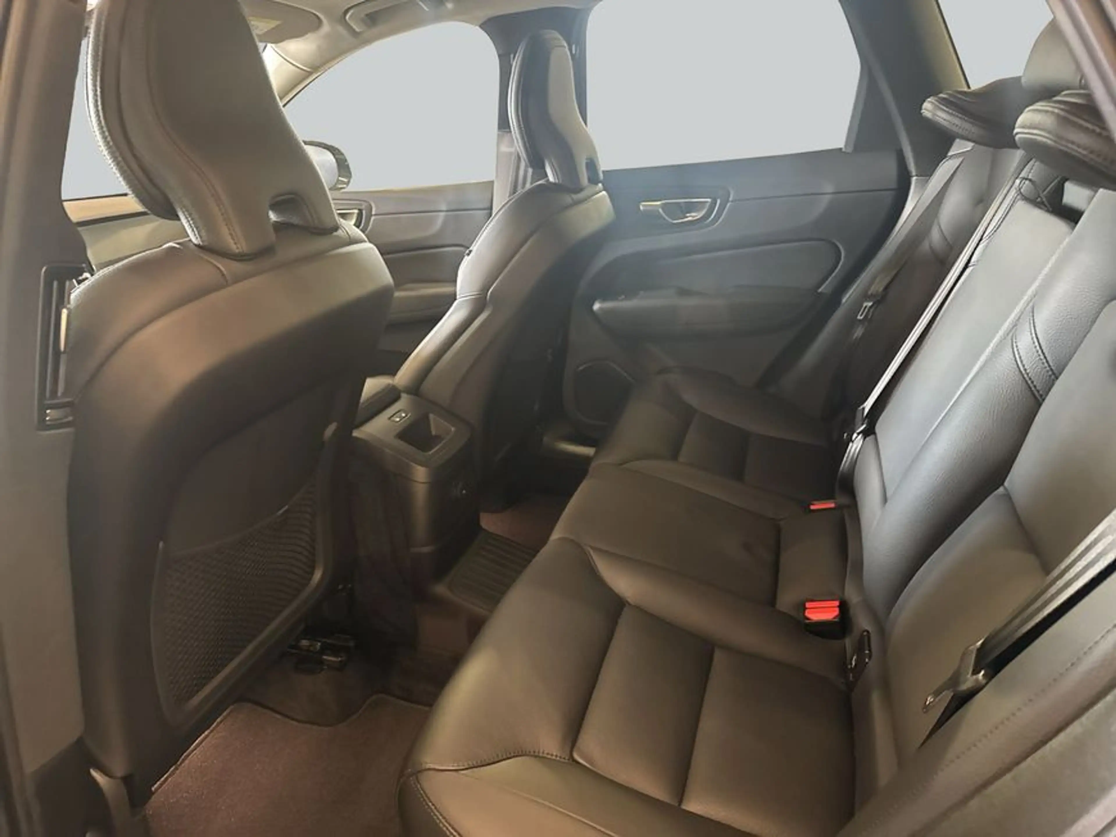 Volvo XC60 XC60 T6 AWD Recharge Plus-Bright Glasd Pilot BLIS — photo 11