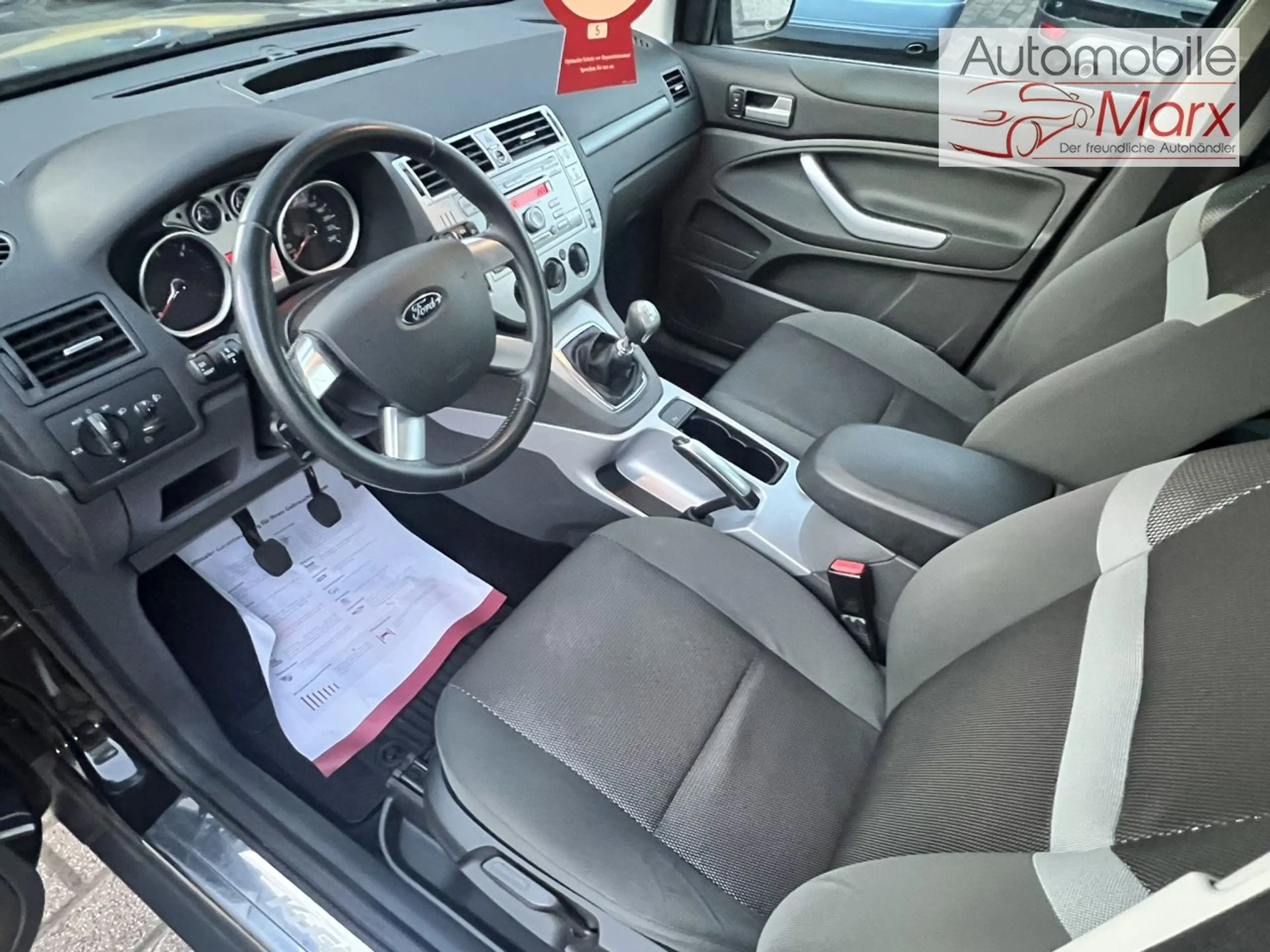 Ford Kuga Allrad,4X4,TÜV,AHK,2xPDC,Scheckheftgepflegt — photo 15