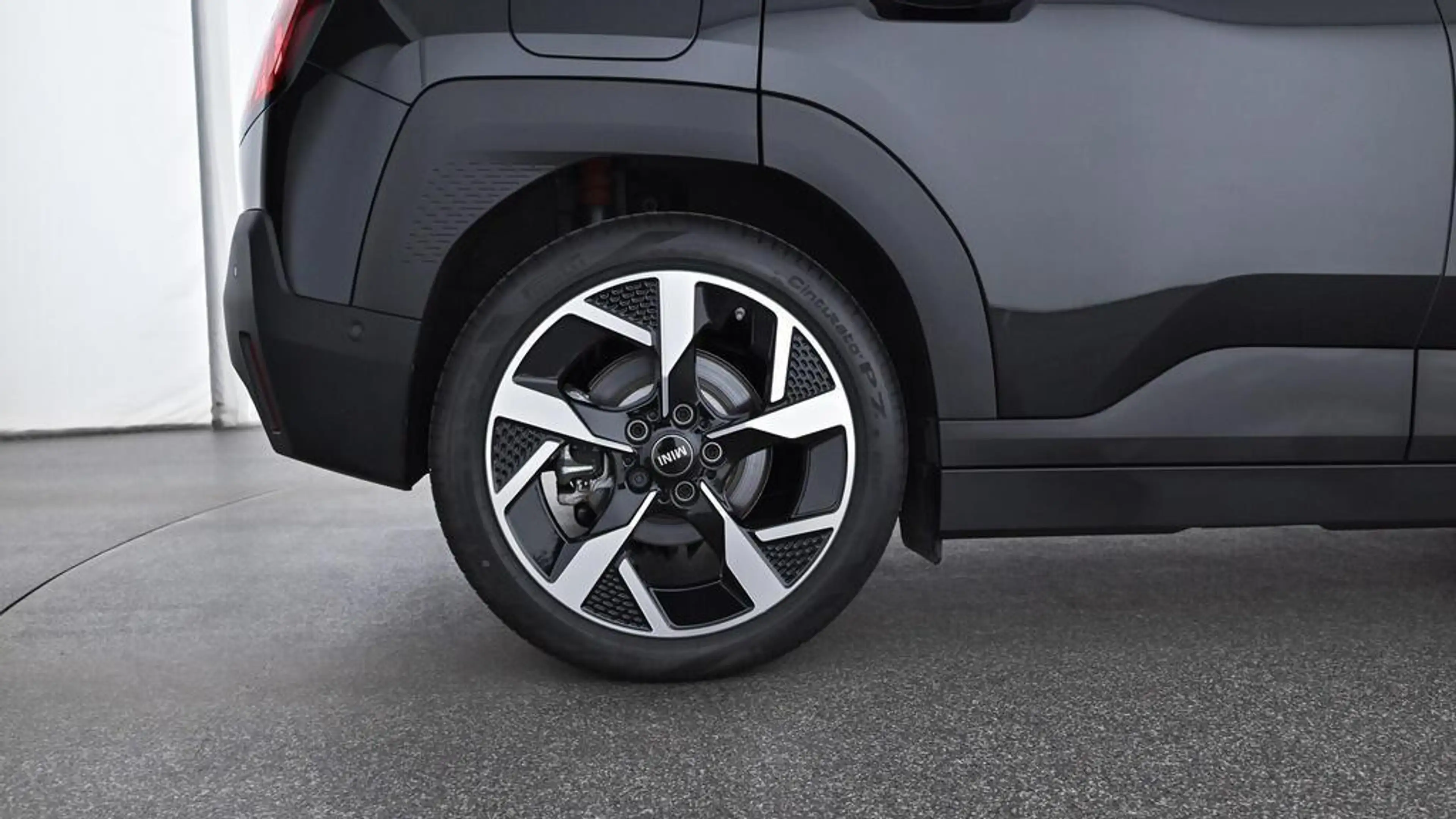 MINI Aceman Classic Trim — photo 13