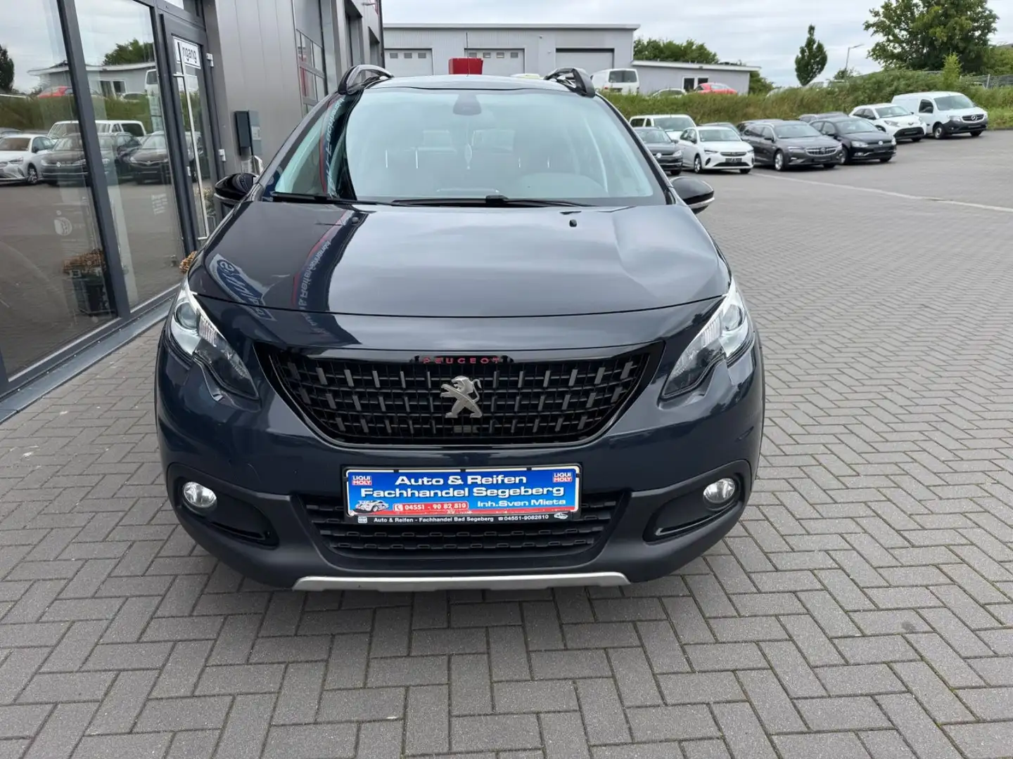 Peugeot 2008 Allure 1.2 GT-LINE*PANORAMA*NAVI*KAMERA Gris - 2
