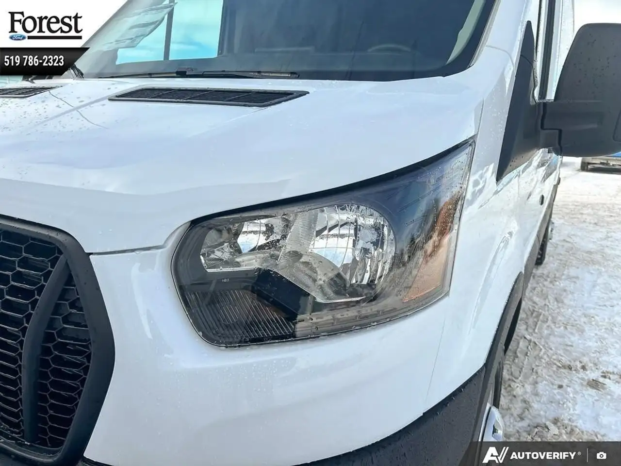 Ford Transit Cargo Van снимка Ford Transit Cargo Van